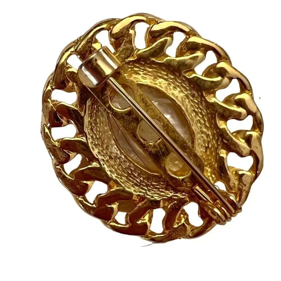 Vintage 60s-70s Faux Oval Pearl Brooch Pin Gold Tone - Picture 2 of 2